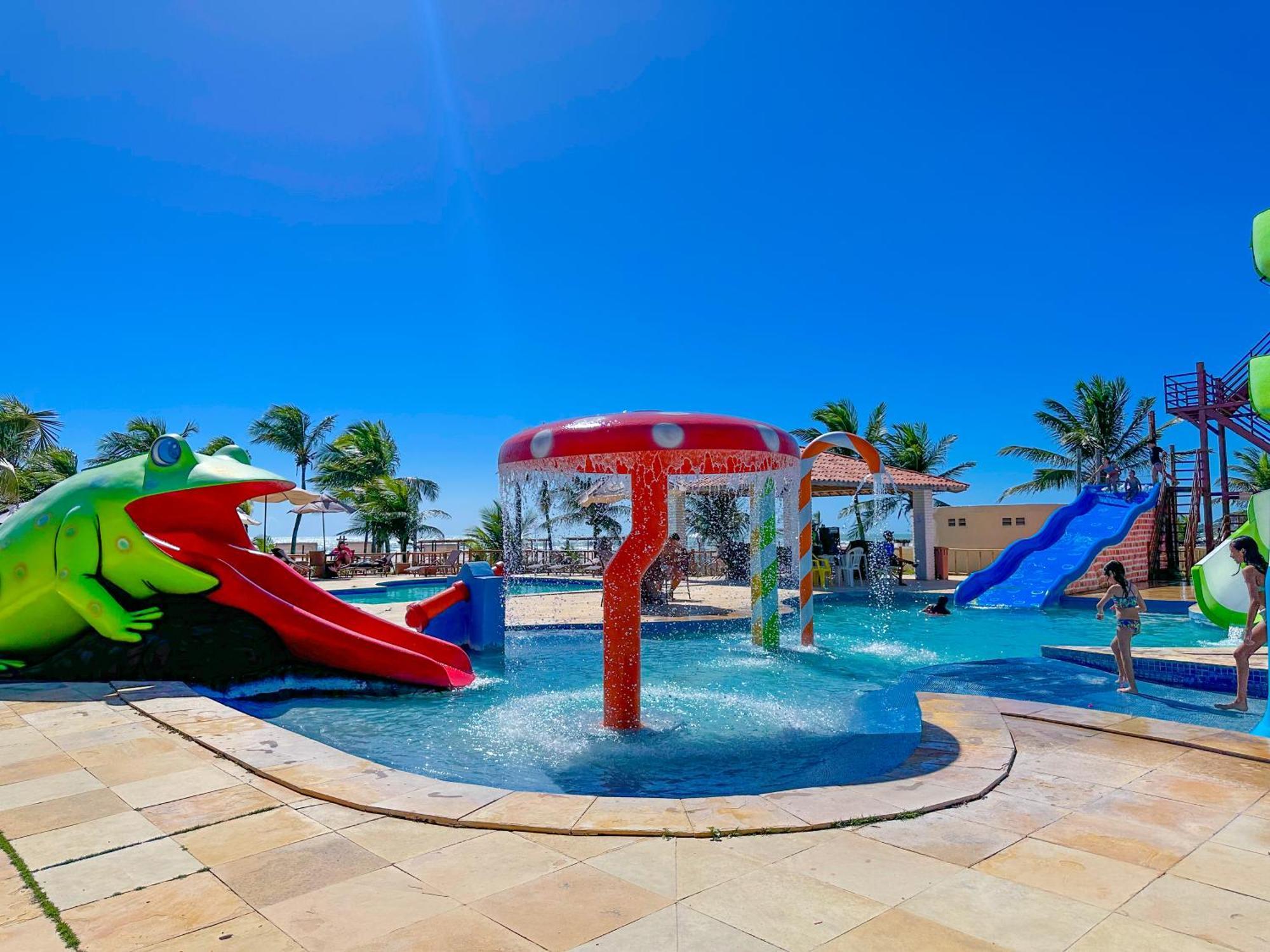 Jangadeiro Praia Hotel Resort - Parque Aquatico E Pe Na Areia Aquiraz Exterior foto